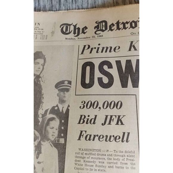 PRESIDENT SLAIN News papers from November 23,25,,26,27 1963 KENNEDY ASS. - Picture 5 of 14